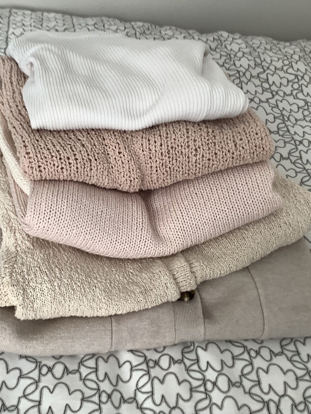 Neutral Sweater Bundle - Picture 1 of 10